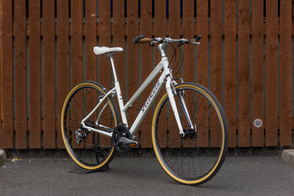 Specialized Vita Women’s Hybrid bike