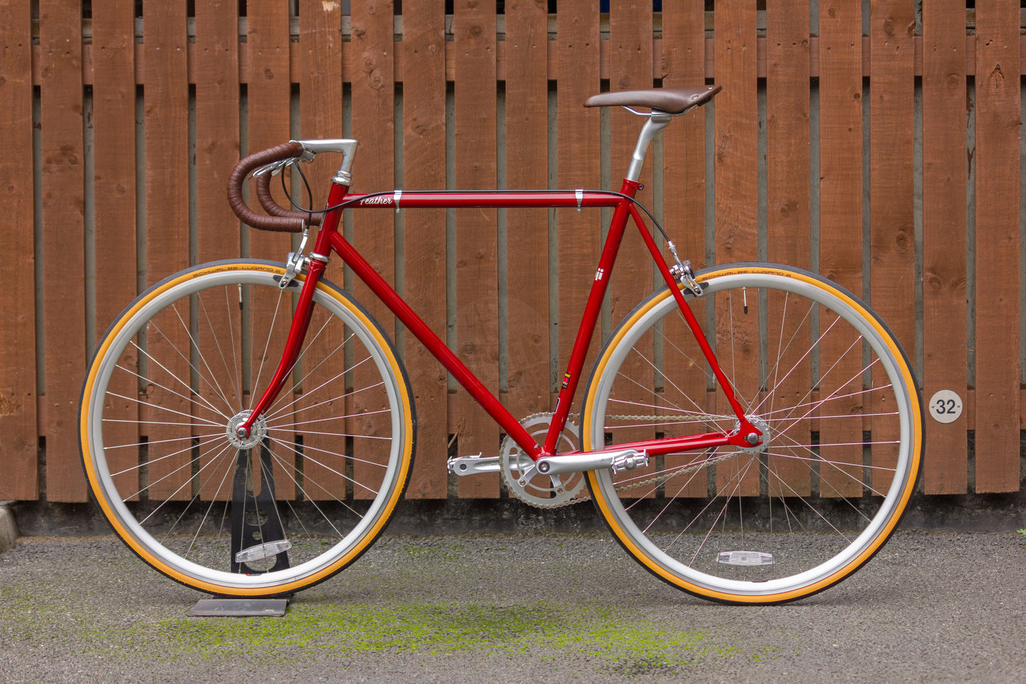 Fuji Feather 2022 Vintage Single Speed Fixie Fixed Gear