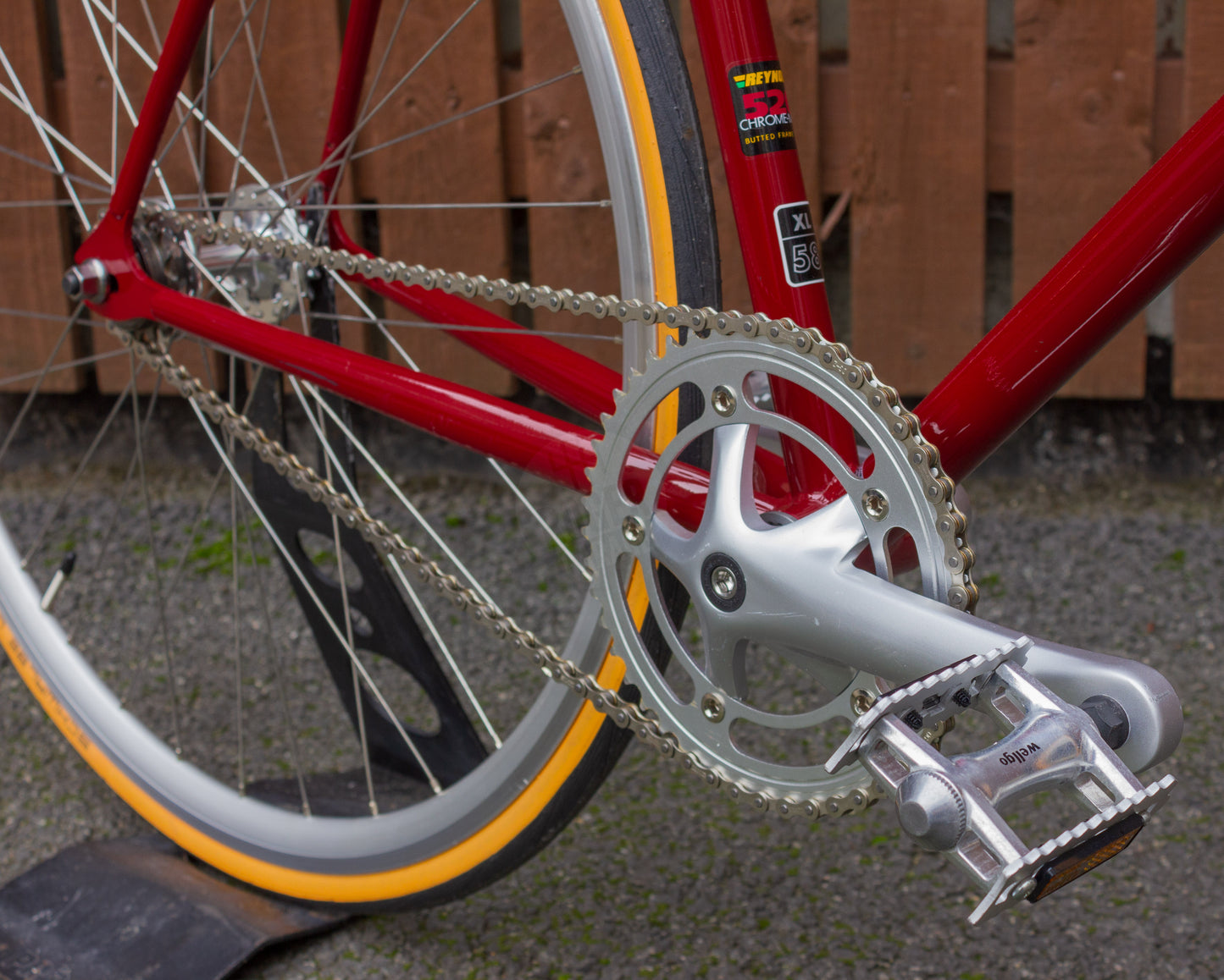 Fuji Feather 2022 Vintage Single Speed Fixie Fixed Gear