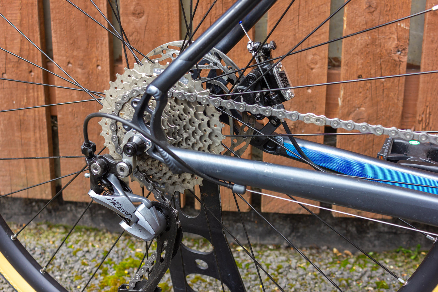 Boardman Hyb 8.6 2020 lightweight aluminium Road Hybrid