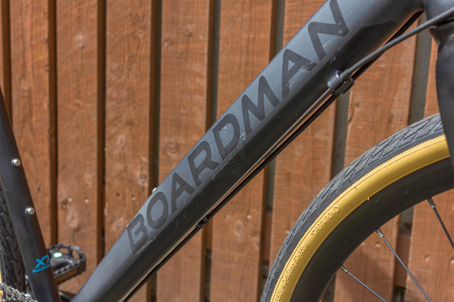 Boardman Hyb 8.6 2020 lightweight aluminium Road Hybrid