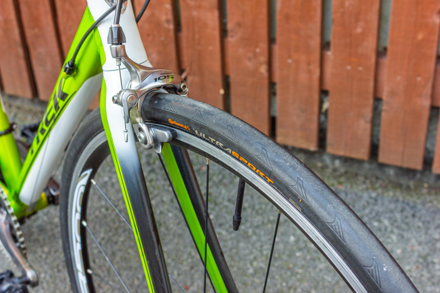 Trek 1.5 Road Bike 2010 Lightweight 105 Continental puncture proof