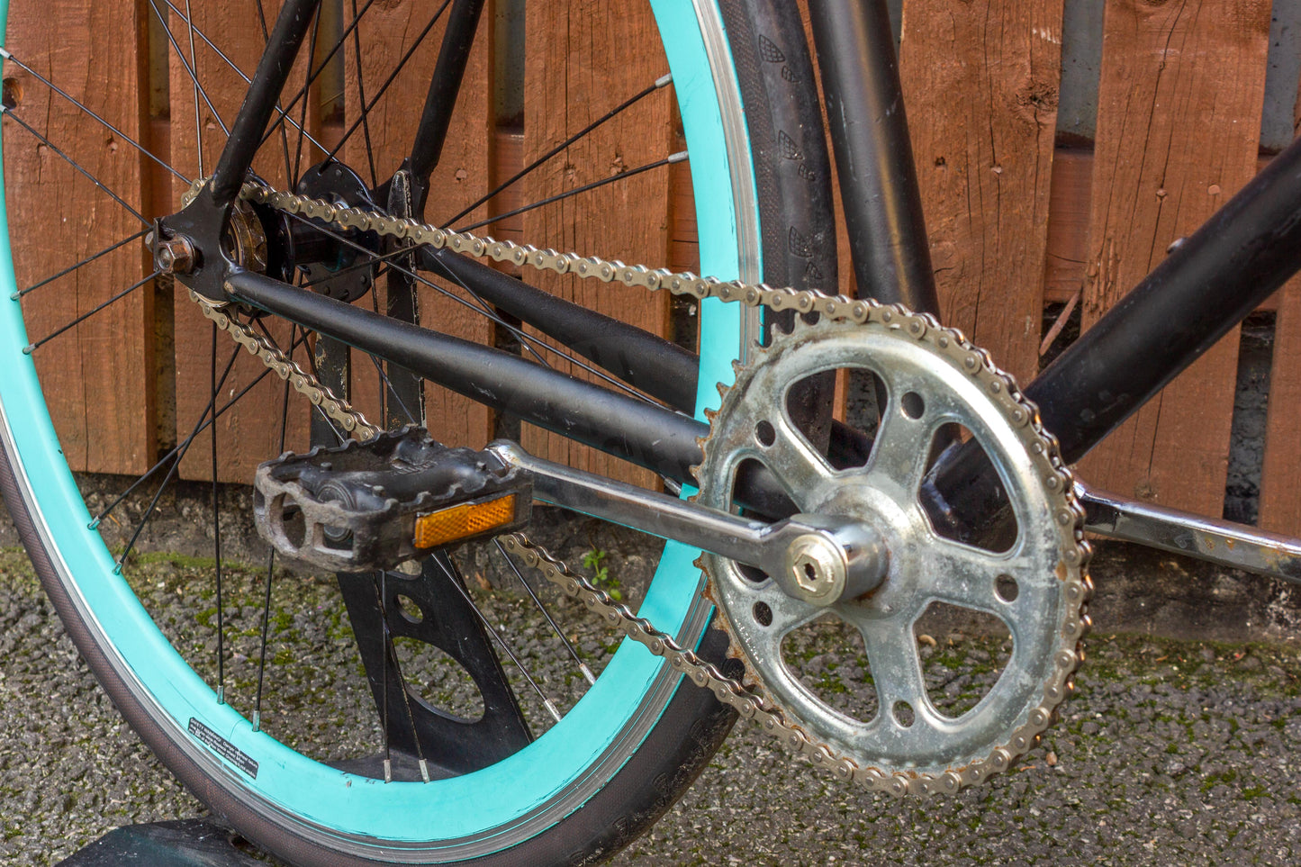 No Logo Fixie (2010) - Minimalist Style, Maximum Performance