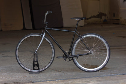 6ku single speed bike bmx style custom built good condition