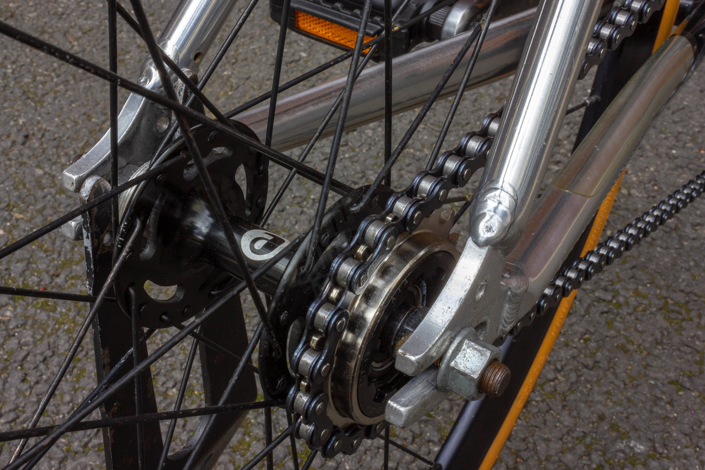 Giant Bowery "09 single speed road bike 8kg